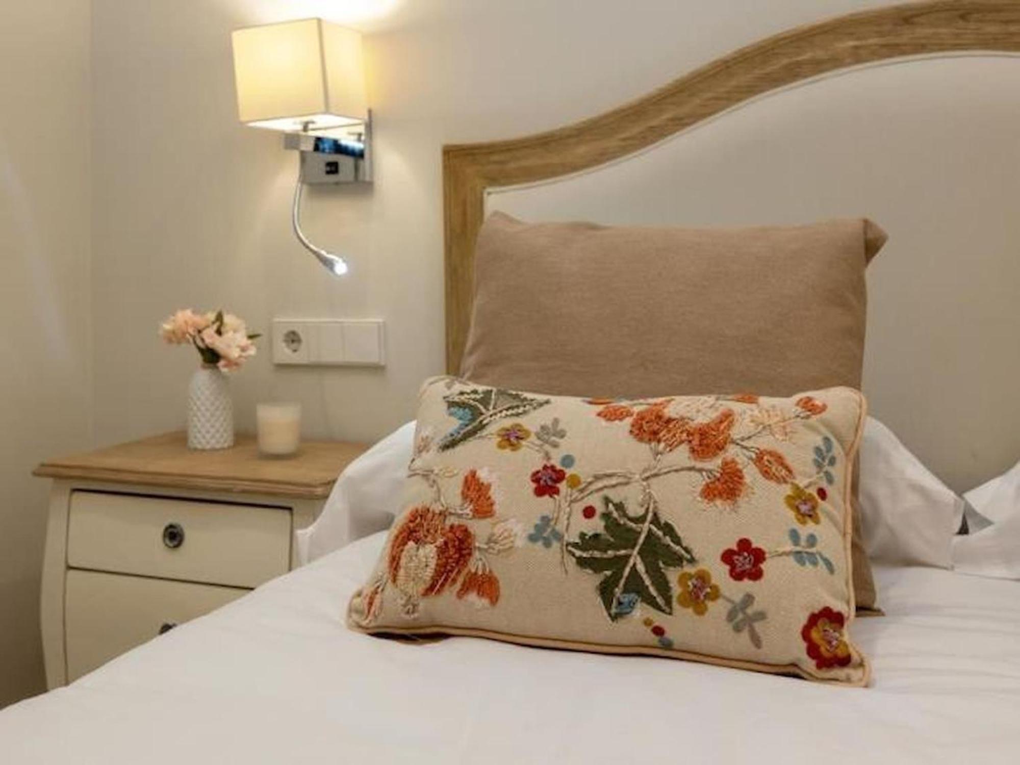 Trinidad Deluxe 5 *